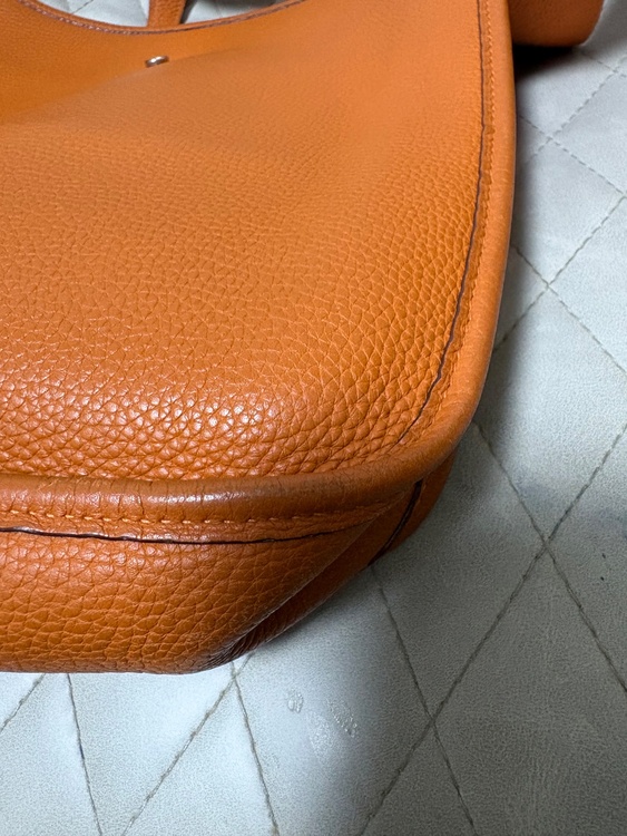 エルメス　エブリン（ブランドバッグ）の商品画像 - 査定依頼日：2025年12月15日 - 最高査定価格：240,000円