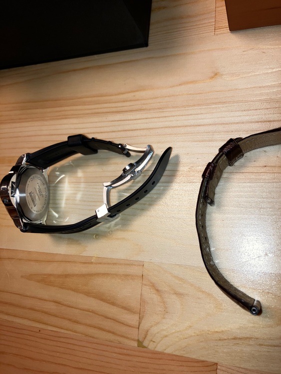 GMT（高級時計）の商品画像 - 査定依頼日：2025年11月17日 - 最高査定価格：500,000円