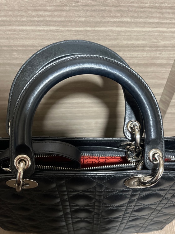 ディオール  （ブランドバッグ）の商品画像 - 査定依頼日：2025年11月24日 - 最高査定価格：270,000円