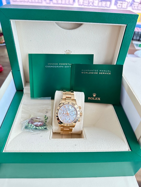 写真に記載（高級時計）の商品画像 - 査定依頼日：2025年7月26日 - 最高査定価格：7,050,000円