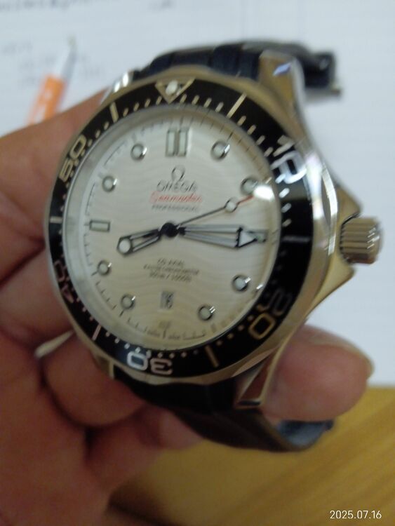 300メートルＤＶＥＲ（高級時計）の商品画像 - 査定依頼日：2025年7月16日 - 最高査定価格：580,000円