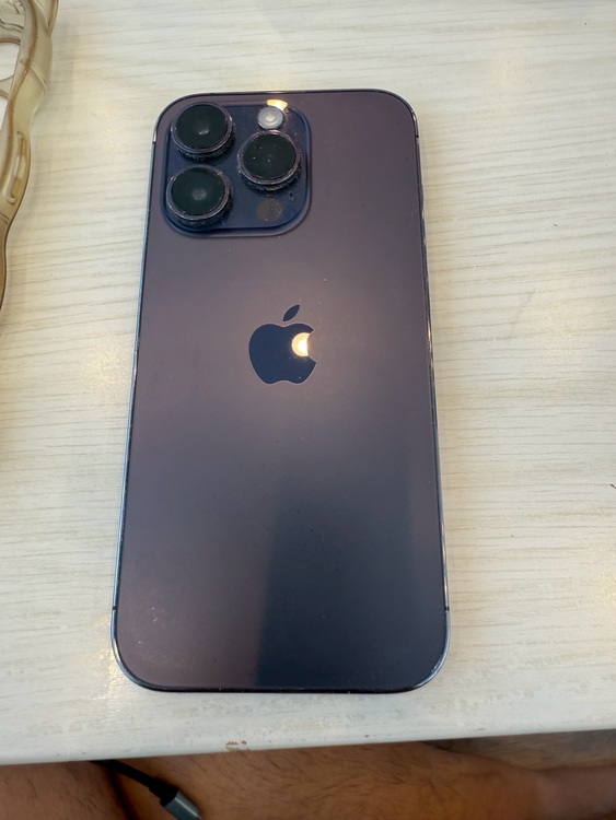 iPhone14pro パープル（スマホ）の商品画像 - 査定依頼日：2025年10月9日 - 最高査定価格：71,000円