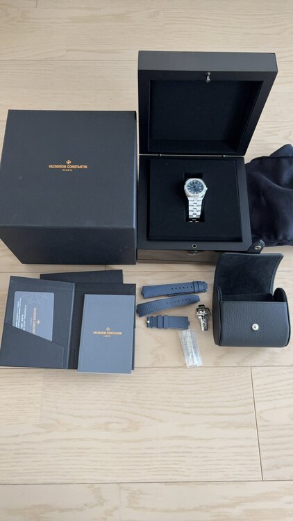 ヴァシュロン コンスタンタン オーヴァーシーズ （高級時計）の商品画像 - 査定依頼日：2025年4月16日 - 最高査定価格：1,500,000円