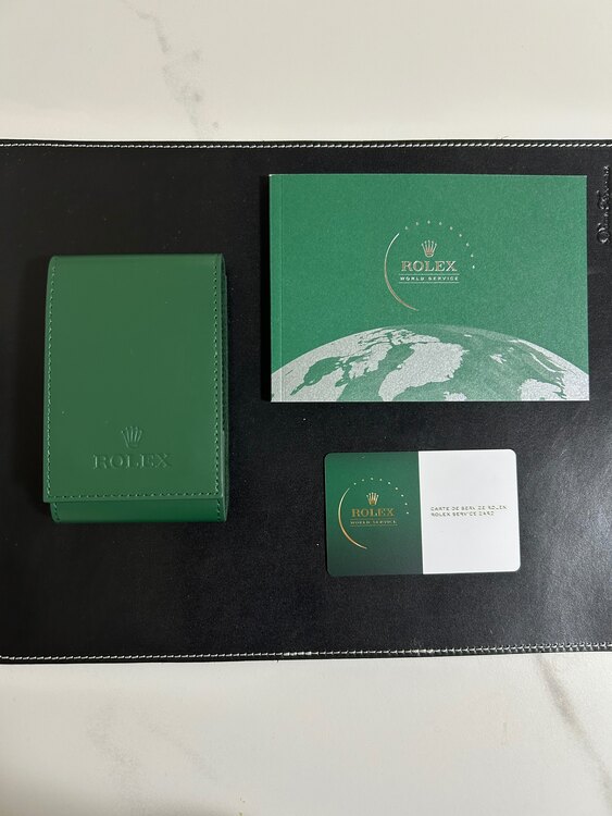 ロレックス デイトナ 116523n（高級時計）の商品画像 - 査定依頼日：2025年5月30日 - 最高査定価格：2,500,000円