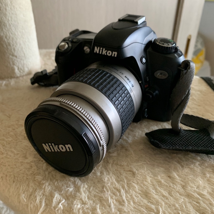 NikonU2（カメラ）の商品画像 - 査定依頼日：2026年7月26日 - 最高査定価格：1,500円