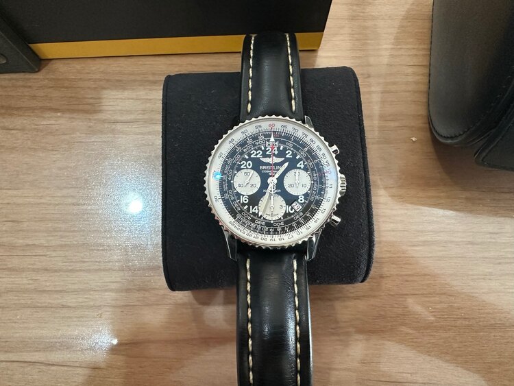 ナビタイマーコスモノート（高級時計）の商品画像 - 査定依頼日：2025年2月25日 - 最高査定価格：650,000円