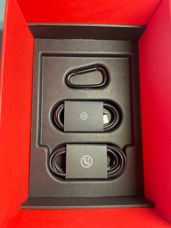 beats solo3 wireless（オーディオ・スピーカー）の商品画像 - 査定依頼日：2025年10月31日 - 最高査定価格：2,300円