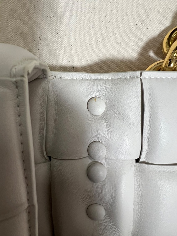 ボッテガ・ヴェネタ  （ブランドバッグ）の商品画像 - 査定依頼日：2026年4月20日 - 最高査定価格：145,000円