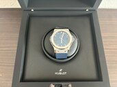 Hublot クラシックフュージョンチタニウムブルー（高級時計）の商品画像 - 査定依頼日：2025年5月19日 - 最高査定価格：640,000円