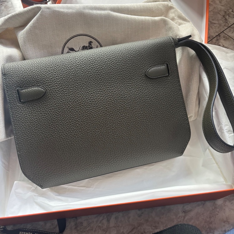 ケリーデペッシュ25（ブランドバッグ）の商品画像 - 査定依頼日：2026年2月19日 - 最高査定価格：750,000円