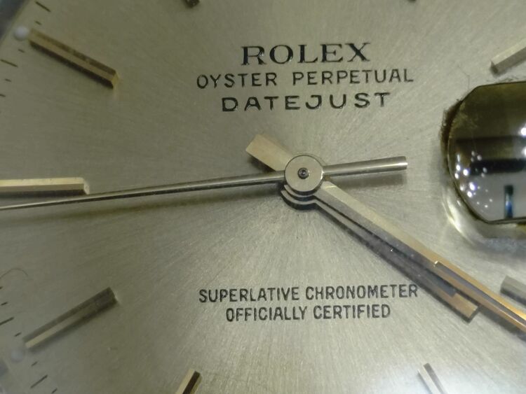 ロレックス パーペチュアルデイト 16233（高級時計）の商品画像 - 査定依頼日：2025年6月8日 - 最高査定価格：900,000円