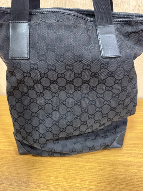 トートバッグ（ブランドバッグ）の商品画像 - 査定依頼日：2025年12月7日 - 最高査定価格：5,000円