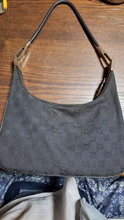 グッチ  （ブランドバッグ）の商品画像 - 査定依頼日：2025年2月5日 - 最高査定価格：30,000円