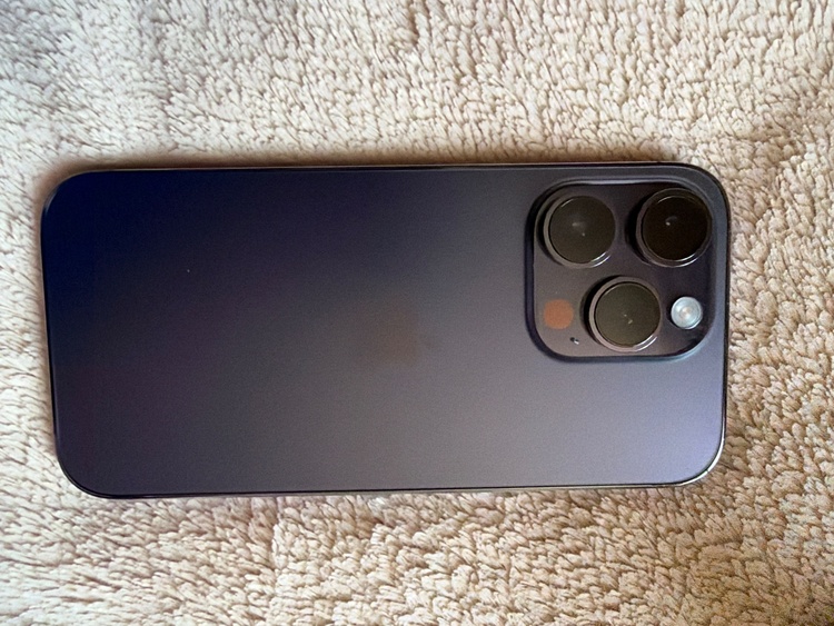 iPhone iPhone 14 Pro 128GB docomo（スマホ）の商品画像 - 査定依頼日：2026年10月8日 - 最高査定価格：56,000円