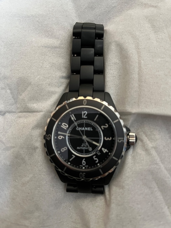 シャネル J12 （高級時計）の商品画像 - 査定依頼日：2026年3月22日 - 最高査定価格：500,000円