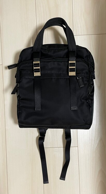 PRADAバックパック（ブランドバッグ）の商品画像 - 査定依頼日：2025年5月30日 - 最高査定価格：55,000円