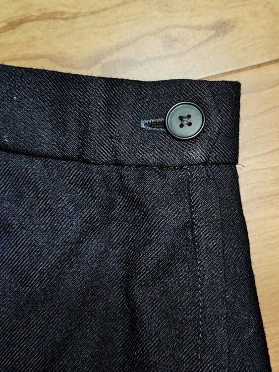 レナウンJG HOOKセットアップスーツ　プリーツスカート（古着・ファッション）の商品画像 - 査定依頼日：2026年1月23日 - 最高査定価格：1,000円