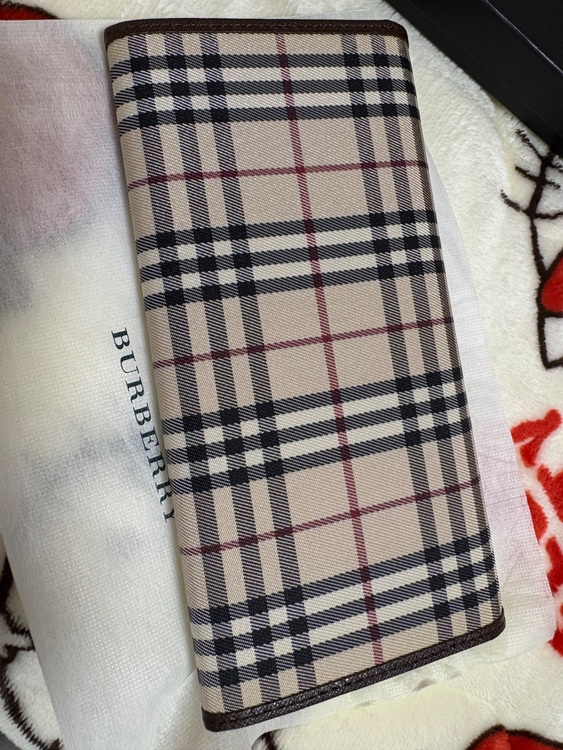 その他 バーバリー （ブランドバッグ）の商品画像 - 査定依頼日：2025年11月14日 - 最高査定価格：3,000円