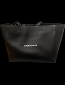 everyday tote（ブランドバッグ）の商品画像 - 査定依頼日：2025年10月23日 - 最高査定価格：106,000円