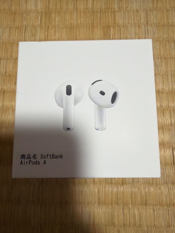 AirPods 4（オーディオ・スピーカー）の商品画像 - 査定依頼日：2026年8月29日 - 最高査定価格：6,500円