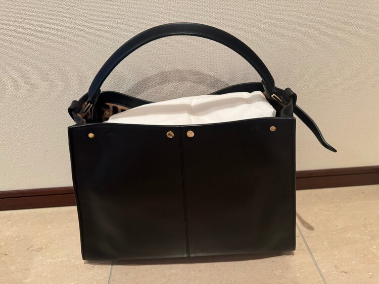 FENDI ピーカーブー（ブランドバッグ）の商品画像 - 査定依頼日：2025年4月9日 - 最高査定価格：150,000円