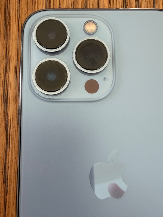 iPhone 13 Pro 256GB SIMフリー（スマホ）の商品画像 - 査定依頼日：2026年2月5日 - 最高査定価格：68,000円