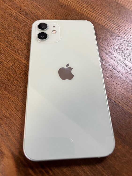 iPhone 12 64GB SIMフリー（スマホ）の商品画像 - 査定依頼日：2025年5月24日 - 最高査定価格：24,000円