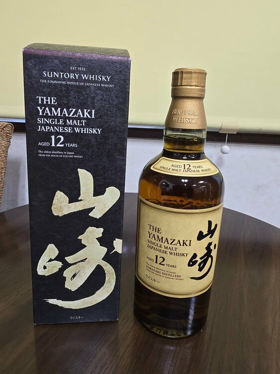 山崎12年（お酒）の商品画像 - 査定依頼日：2026年4月10日 - 最高査定価格：100,000円