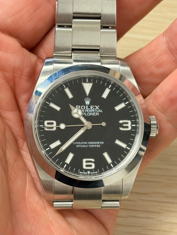 ロレックス エクスプローラー 22427（高級時計）の商品画像 - 査定依頼日：2025年11月1日 - 最高査定価格：1,400,000円