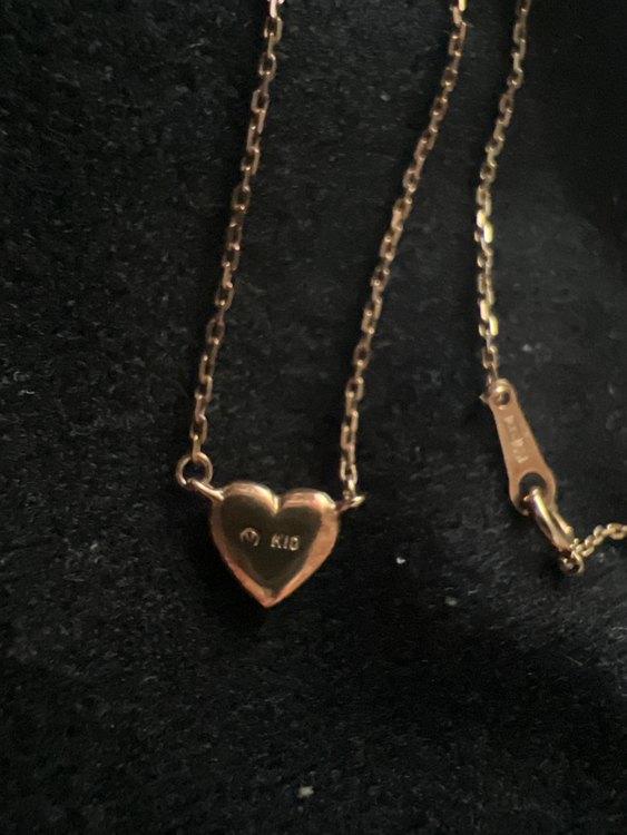 ネックレス（金・貴金属）の商品画像 - 査定依頼日：2022年8月8日 - 最高査定価格：9,000円