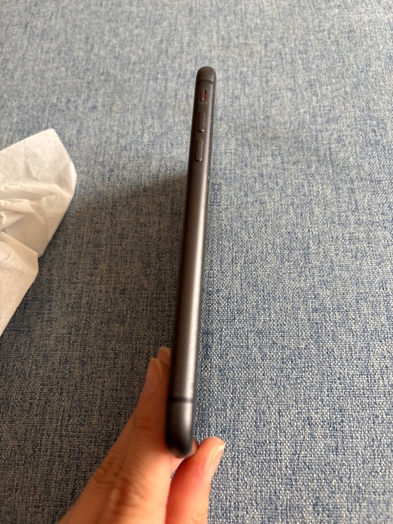 iPhone11 64GB SIMフリー（スマホ）の商品画像 - 査定依頼日：2026年4月17日 - 最高査定価格：20,000円