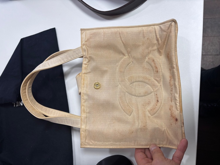 トートバッグ（ブランドバッグ）の商品画像 - 査定依頼日：2025年8月31日 - 最高査定価格：15,000円