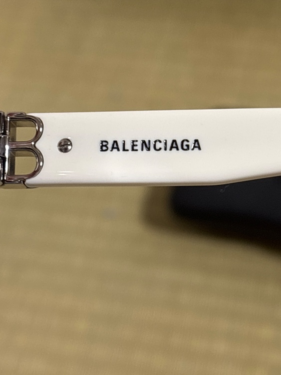 バレンシアガ  （ブランドバッグ）の商品画像 - 査定依頼日：2026年4月15日 - 最高査定価格：20,000円
