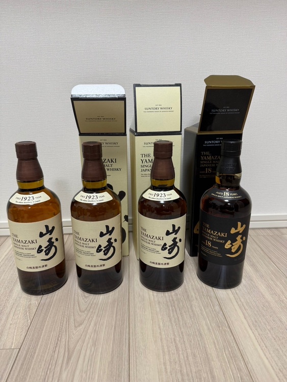 ウイスキー サントリー山崎（お酒）の商品画像 - 査定依頼日：2026年5月22日 - 最高査定価格：250,000円