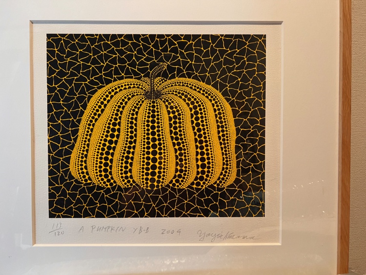 草間彌生、シルクスクリーン、パンプキン（美術品・骨董品）の商品画像 - 査定依頼日：2026年2月2日 - 最高査定価格：130,000円