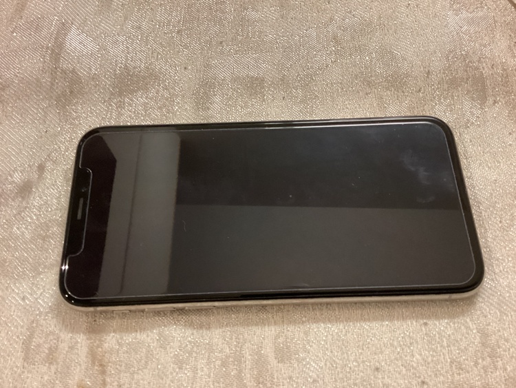iPhoneXS 64GB SIMフリー（スマホ）の商品画像 - 査定依頼日：2026年5月1日 - 最高査定価格：11,000円
