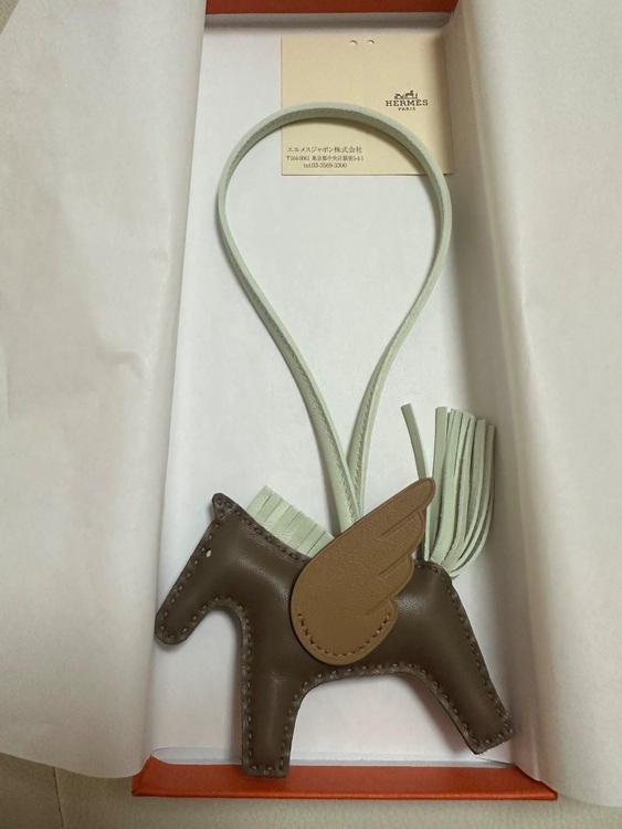 ペガサス（ブランド財布・小物）の商品画像 - 査定依頼日：2025年9月28日 - 最高査定価格：70,000円