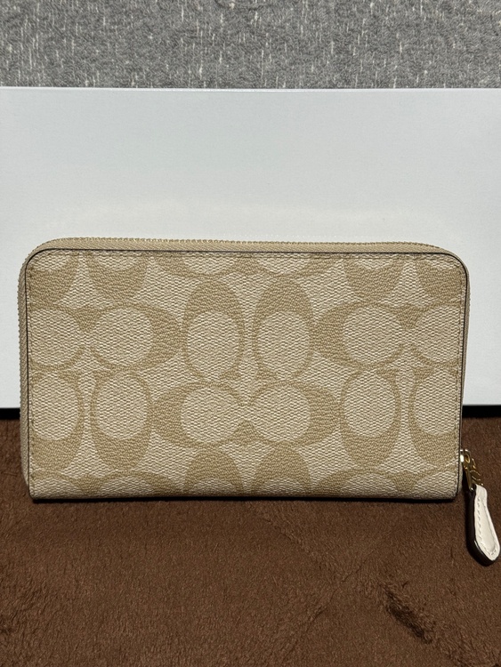 その他 コーチ （ブランドバッグ）の商品画像 - 査定依頼日：2025年12月29日 - 最高査定価格：2,000円