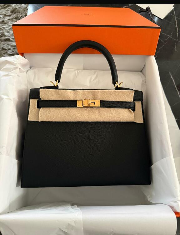 エルメス ケリー （ブランドバッグ）の商品画像 - 査定依頼日：2026年3月9日 - 最高査定価格：3,500,000円