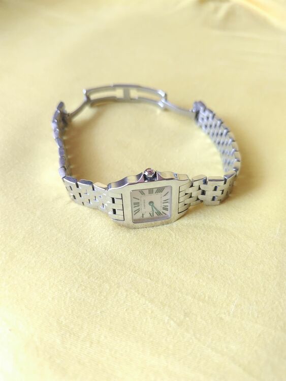 カルティエ タンク （高級時計）の商品画像 - 査定依頼日：2025年6月30日 - 最高査定価格：320,000円