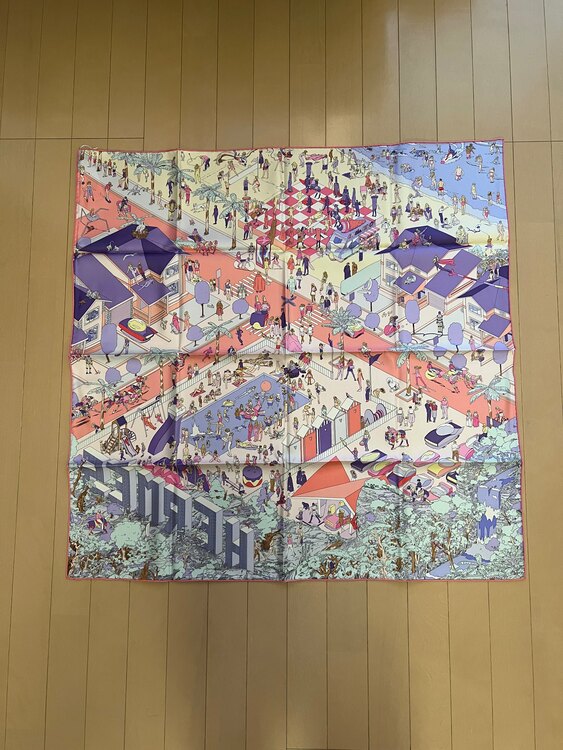 スカーフ（古着・ファッション）の商品画像 - 査定依頼日：2025年1月19日 - 最高査定価格：22,000円