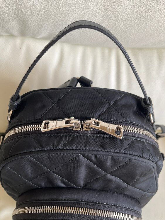 プラダ  （ブランドバッグ）の商品画像 - 査定依頼日：2025年5月5日 - 最高査定価格：150,000円