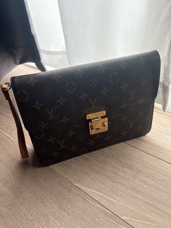 ルイヴィトン モノグラム （ブランドバッグ）の商品画像 - 査定依頼日：2026年4月25日 - 最高査定価格：100,000円