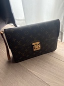 ルイヴィトン モノグラム （ブランドバッグ）の商品画像 - 査定依頼日：2026年4月25日 - 最高査定価格：100,000円