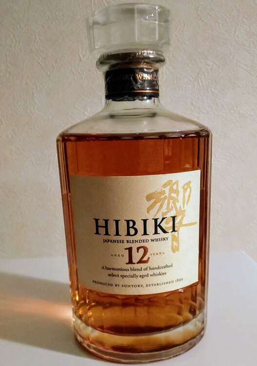 ウイスキー サントリー響 （お酒）の商品画像 - 査定依頼日：2025年4月24日 - 最高査定価格：35,000円