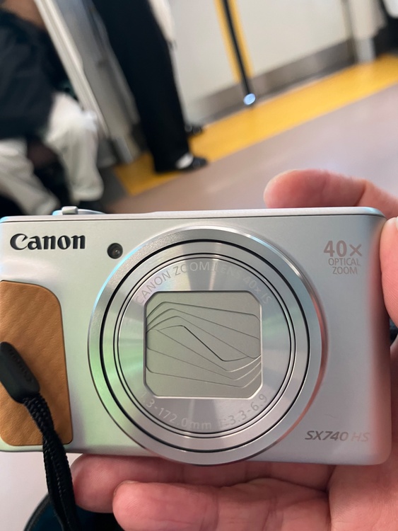 SX740HS（カメラ）の商品画像 - 査定依頼日：2026年7月25日 - 最高査定価格：70,000円