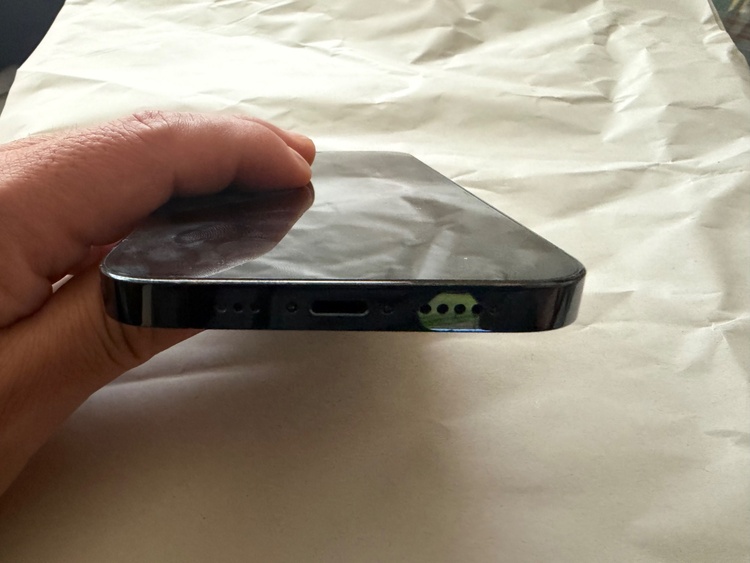 iPhone 12 Pro 256GB SIMフリー（スマホ）の商品画像 - 査定依頼日：2026年2月19日 - 最高査定価格：35,000円