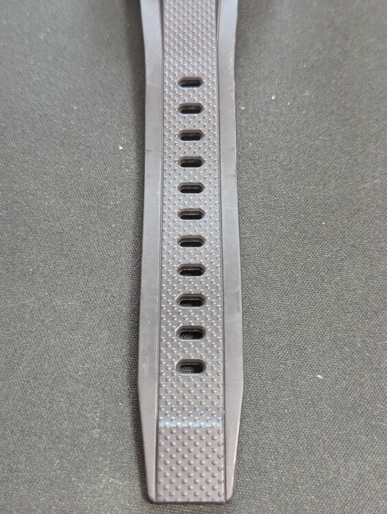 G-SHOCK その他 GST-W110（高級時計）の商品画像 - 査定依頼日：2025年7月16日 - 最高査定価格：6,000円