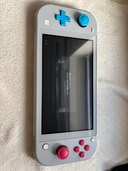 Nintendo Switch ライト マゼタン（ゲーム機本体・ゲームソフト）の商品画像 - 査定依頼日：2024年11月24日 - 最高査定価格：11,000円