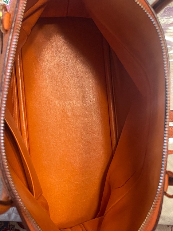 ボリード（ブランドバッグ）の商品画像 - 査定依頼日：2025年9月21日 - 最高査定価格：450,000円